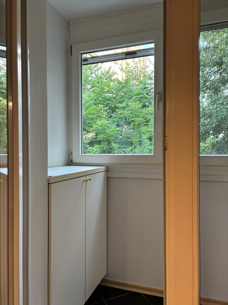 Mosilor, Eminescu, langa Pizza Hut, metrou Obor 5 min.